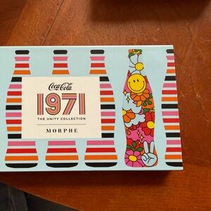 Morphe Coca-Cola 1971 Unity Collection Party Kit